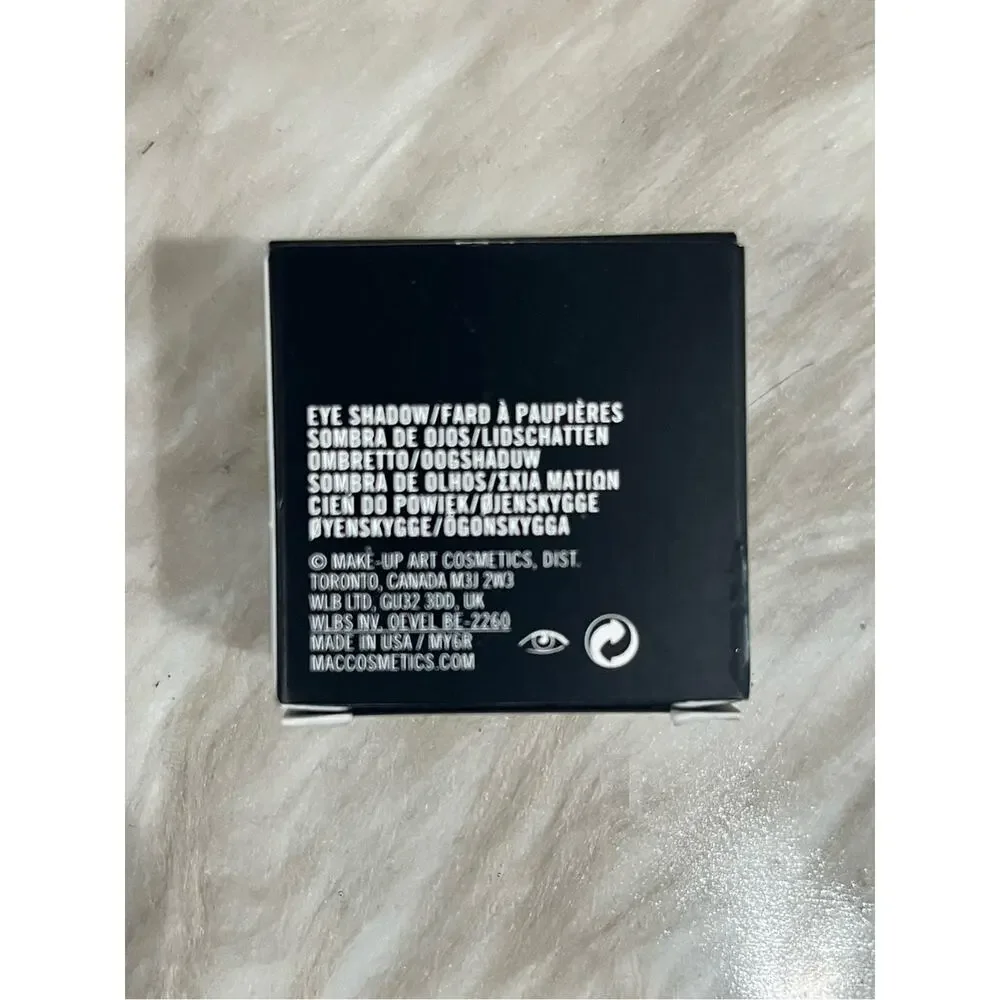 NEW MAC Cosmetics Mo Money Mo Problems Soft Matte Powder Eyeshadow
